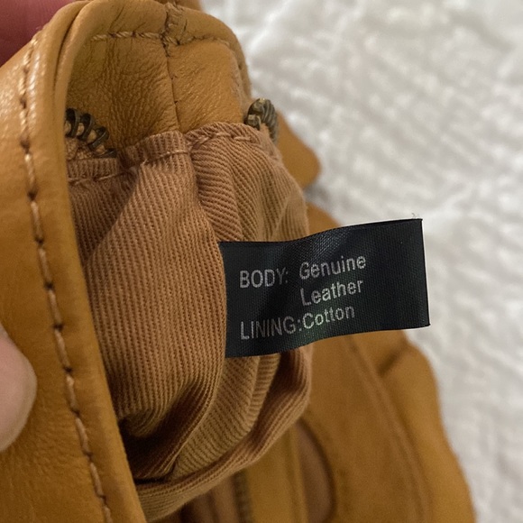 Vince Camuto Vntage Bag - Picture 5 of 5